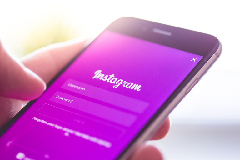  5 approaches to beat Instagram's Algorithm for better reach & likes